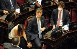 Bullrich lanzó un llamamiento para tender puentes en su discurso de despedida