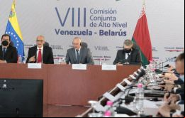 A pesar de la gran distancia que nos separa, tenemos enormes coincidencias económicas y políticas con Bielorrusia, dijo Adán Chávez.