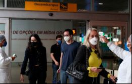 Los residentes brasileños y extranjeros no vacunados deben someterse a una cuarentena de 5 días