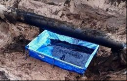 ¿Una modesta piscina de lona o un dispositivo de descontaminación de alta tecnología?