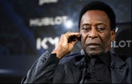 Pele pasará las fiestas con su familia