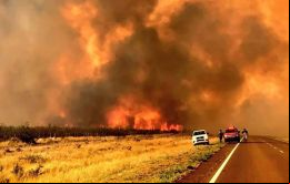 El incidente comenzó el pasado sábado; fue necesario evacuar la localidad de Puerto Pirámides