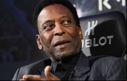 Pelé tiene tumores de intestino, hígado y pulmón, se informó