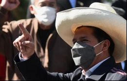 “El gabinete está en constante evaluación”, argumentó Castillo