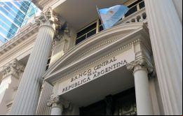 La medida del BCRA está en línea con los lineamientos del FMI, se informó