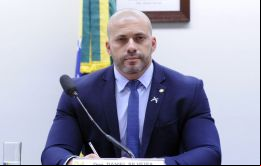 Silveira ganó notoriedad por romper públicamente un cartel en homenaje a la defensora de los derechos de las mujeres negras Marielle Franco
