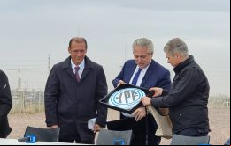 La industria argentina necesita energía del suelo del país, dijo Fernández