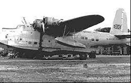 RMA Hudson partió de Southampton el 21 de abril 1952 y llegó a Stanley el 28 de abril.  El Voyager que comenzara el puente aéreo de Brize Norton con MPA