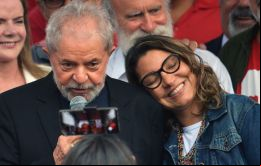 El líder obrero planea una boda de lo más lujosa  