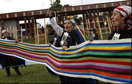 En el proyecto participaron tejedoras mapuches de distintas partes de Chile y también de Argentina
