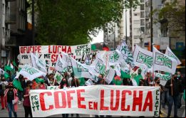 La popularidad de Lacalle disminuye lentamente