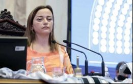 Soy consciente de que tengo una responsabilidad adicional por ser mujer, dijo la nueva titular de la Cámara Baja de la historia.