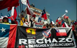 La Constitución propuesta supondría la victoria del violento socialismo del siglo XXI, según los grupos de rechazo