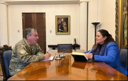 El vicealmirante José Luis Fernández sustituye al general Paiva