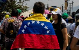 Nuestro objetivo es ofrecer formación técnica y profesional a personas de cualquier edad sin necesidad de certificación, dijo Hamilton