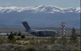 La presencia de un C-17 con bandera extranjera había desatado el revuelo en todo Bariloche