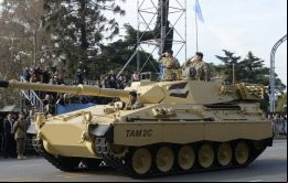 El tanque TAM es la principal unidad blindada y mecanizada del Ejército Argentino y su diseño y producción se remontan a finales de los años 70 y principios de los 80