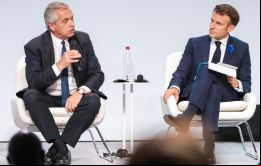 No hay nada más revolucionario en el mundo actual que reclamar la paz, subrayó Fernández