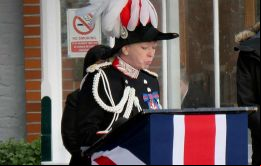  La Gobernadora de las Falklands, Alison Blake CMG, 'el pueblo de Falklands abrieron sus corazones a los Veteranos y familiares'