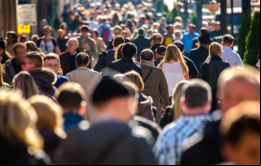 Un mayor número de personas que viven más tiempo implica responsabilidades adicionales