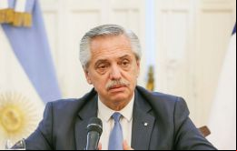 Fernández estuvo representado por el jefe de Gabinete, Juan Manzur