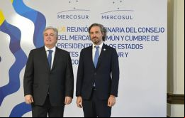 Cafiero se mostró preocupado por las acciones unilaterales de Uruguay, que prevé que Mercosur estará irremediablemente condenado si persiste el actual statu quo, según Bustillo