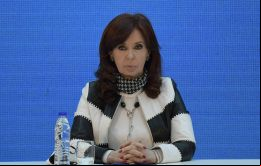 CFK planea una respuesta política si es condenada