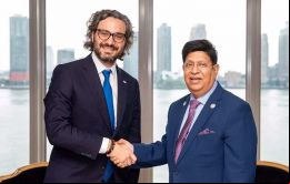 En agosto de este año, Cafiero se reunió con su homólogo bangladeshí, Abul Kalam Abdul Momen