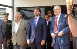 Pepe Mujica recordó que el fallecido Tabaré Vázquez había invitado al entonces presidente electo Lacalle Pou a la asunción de Alberto Fernández en Buenos Aires