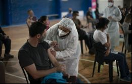 Empezamos 2023 con una circulación muy alta de Covid-19, SARS-CoV-2, concomitantemente con la gripe, dijo Rearte