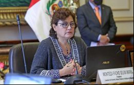 El Congreso de Perú sigue sin poder adelantar las elecciones y los manifestantes siguen muriendo