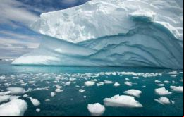 Se cree que el cambio climático ha llegado por fin a la Antártida, que, a diferencia del Ártico, había estado relativamente a salvo
