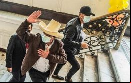 Castillo alega que no se le dio la oportunidad de defenderse durante su destitución