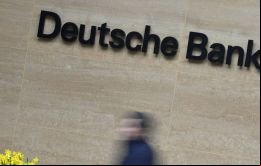 Deutsche Bank ha modernizado y reorganizado fundamentalmente su modelo de negocios y es un banco muy rentable, dijo Scholz junto a Lagarde