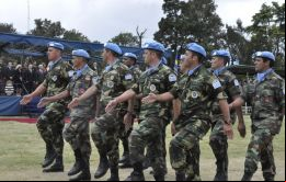 Todo el personal uruguayo se encuentra en buen estado de salud y a la espera de que la situación se normalice, dijo el Ejército uruguayo.