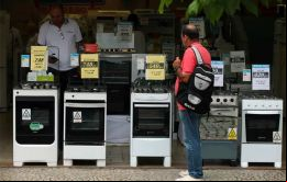 Televisores, equipos de música y ordenadores cayeron en marzo