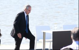 Fernández viajó a La Rioja para celebrar el triunfo del también peronista Ricardo Quintela el pasado domingo