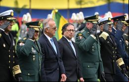 Lo que pasó en Perú no pasará aquí, dijo Petro.