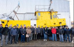 El gobernador Gustavo Mellela y la ministra de Producción Sonia Castiglione visitaron las  instalaciones de la planta que se está montando en Ushuaia 