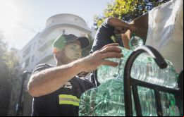 La planta tardará unas semanas en llegar a Uruguay por barco, explicó Delgado. Foto: Sebastián Astorga