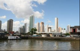 Estoy seguro de que el gobernador Helder Barbalho y el pueblo de Pará están preparados para promover la mejor COP de la historia, dijo Lula al hacer el anuncio