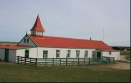 El salón comunal de Goose Green donde estuvieron encerrados por semanas civiles Isleños.