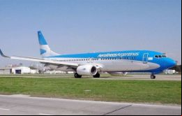 El retraso costó a Aerolíneas Argentinas más de 1 millón de dólares por la reprogramación del vuelo