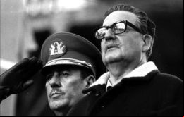 “Pinochet fue un cobarde... nunca un estadista”, argumentó Boric