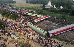Más de 200 muertos en un accidente de tren en la India