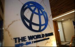 El informe Perspectivas de la economía mundial del Banco Mundial se publica dos veces al año.