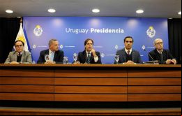 Lacalle también anunció que el agua embotellada estará libre de impuestos 