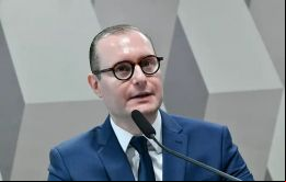Zanin, de 47 años, podrá permanecer en la Corte hasta la edad de jubilación obligatoria de 75 años