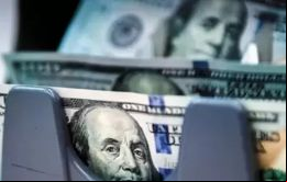 El billete verde blue se disparó de AR$ 600 el viernes a AR$ 730 tras cerrar 2022 en AR$ 346