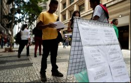 El ministro de Trabajo, Luiz Marinho, prevé que Brasil creará 2 millones de empleos formales este año